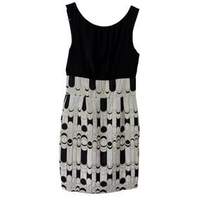 Trina Turk Sleeveless‎ Sheath Dress Gold Accents Size 6